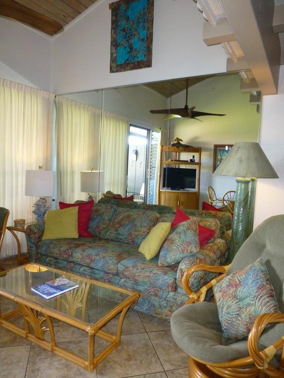 Mahina Surf 220 By Redawning Aparthotel ลาไฮนา ภายนอก รูปภาพ