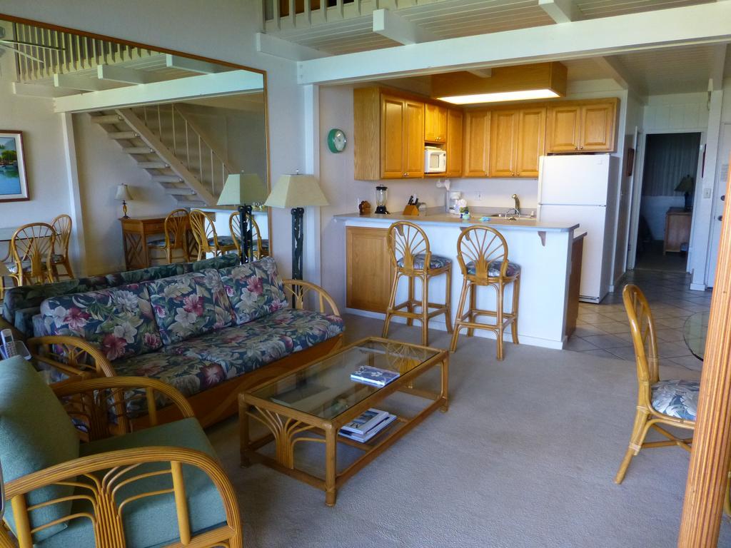 Mahina Surf 220 By Redawning Aparthotel ลาไฮนา ภายนอก รูปภาพ