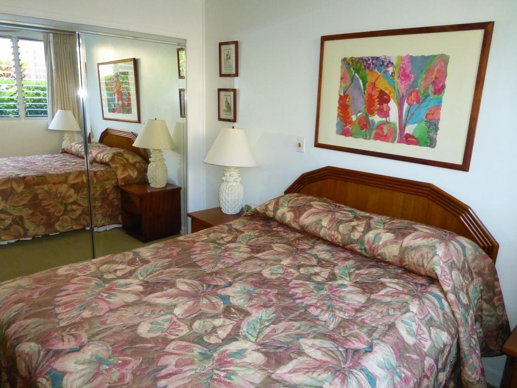 Mahina Surf 220 By Redawning Aparthotel ลาไฮนา ภายนอก รูปภาพ