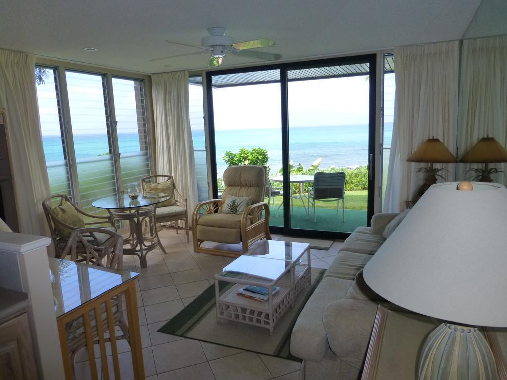 Mahina Surf 220 By Redawning Aparthotel ลาไฮนา ภายนอก รูปภาพ