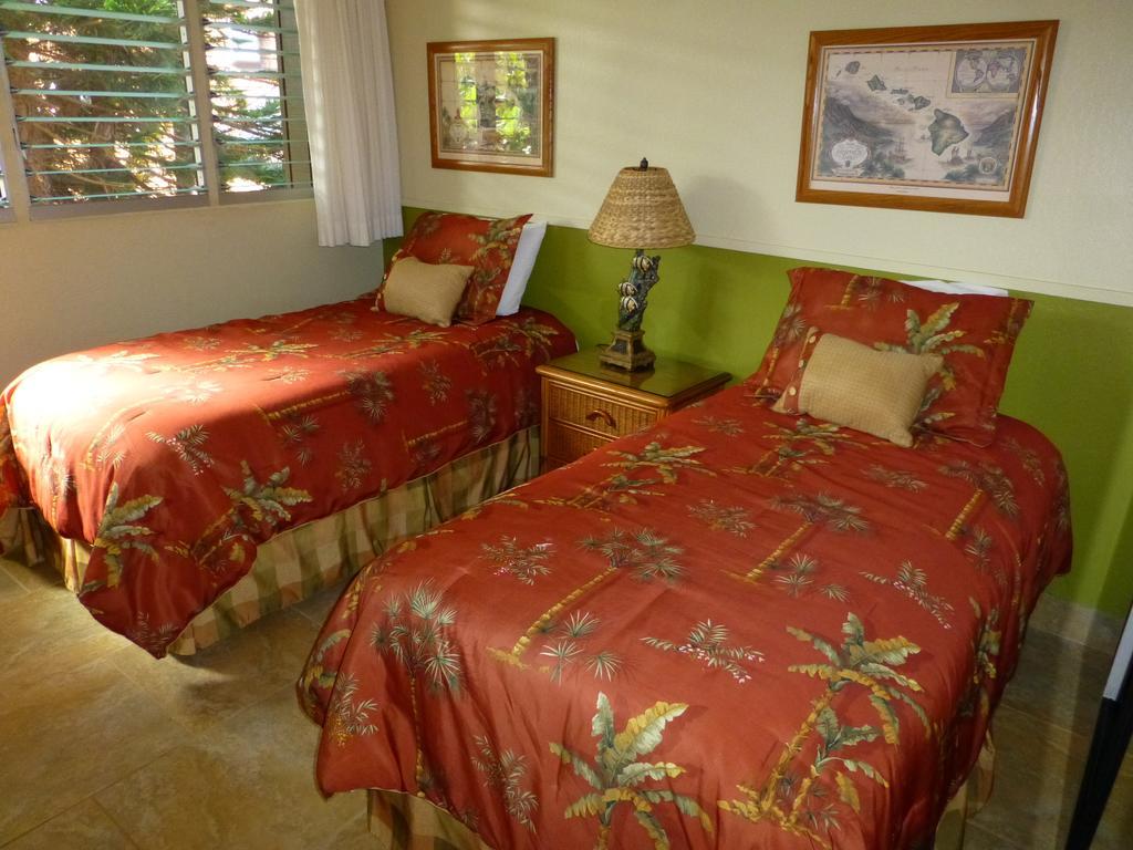 Mahina Surf 220 By Redawning Aparthotel ลาไฮนา ภายนอก รูปภาพ