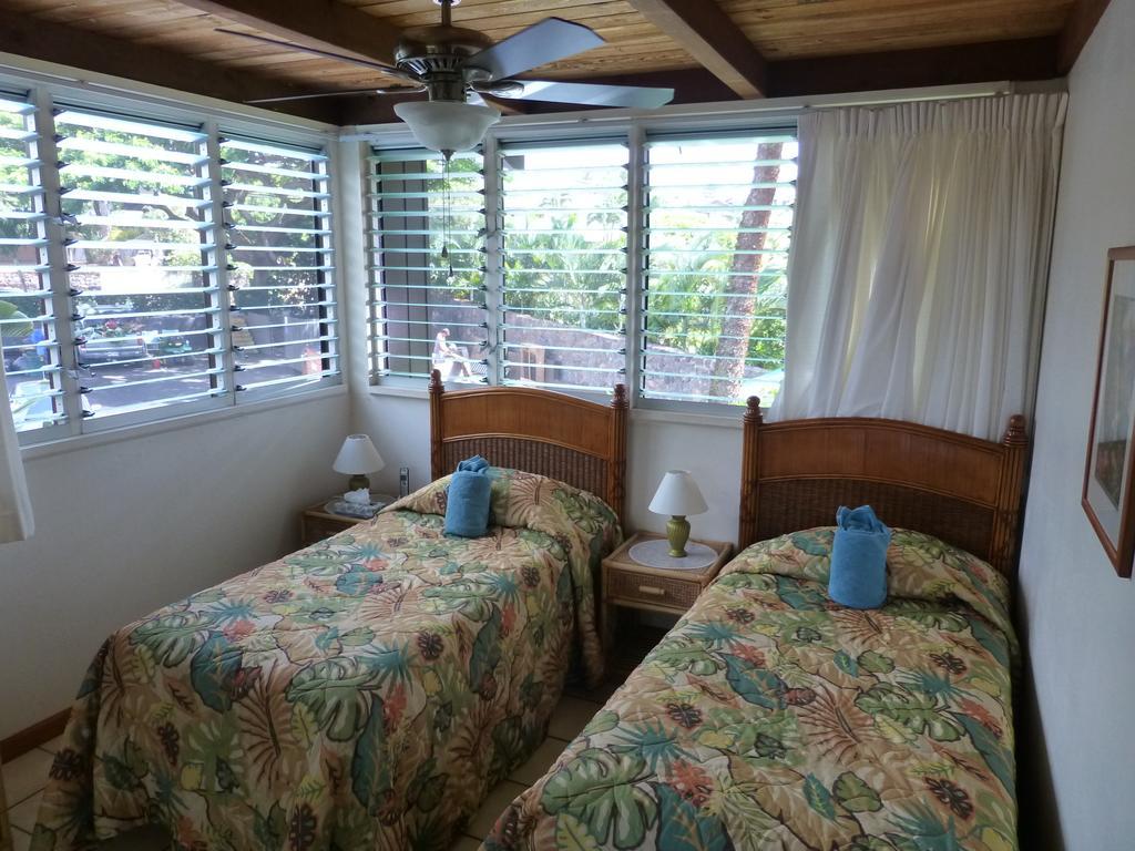 Mahina Surf 220 By Redawning Aparthotel ลาไฮนา ภายนอก รูปภาพ